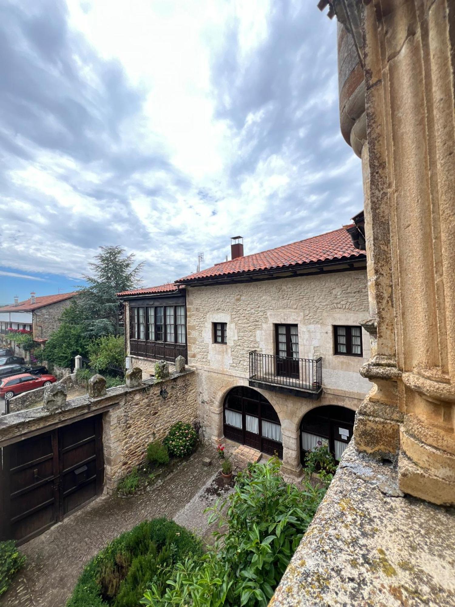 Palacio De Los Alvarado En Las Merindades El Ribero エクステリア 写真