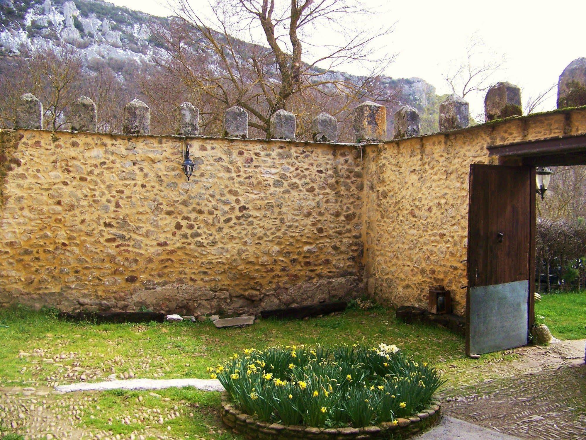 Palacio De Los Alvarado En Las Merindades El Ribero エクステリア 写真